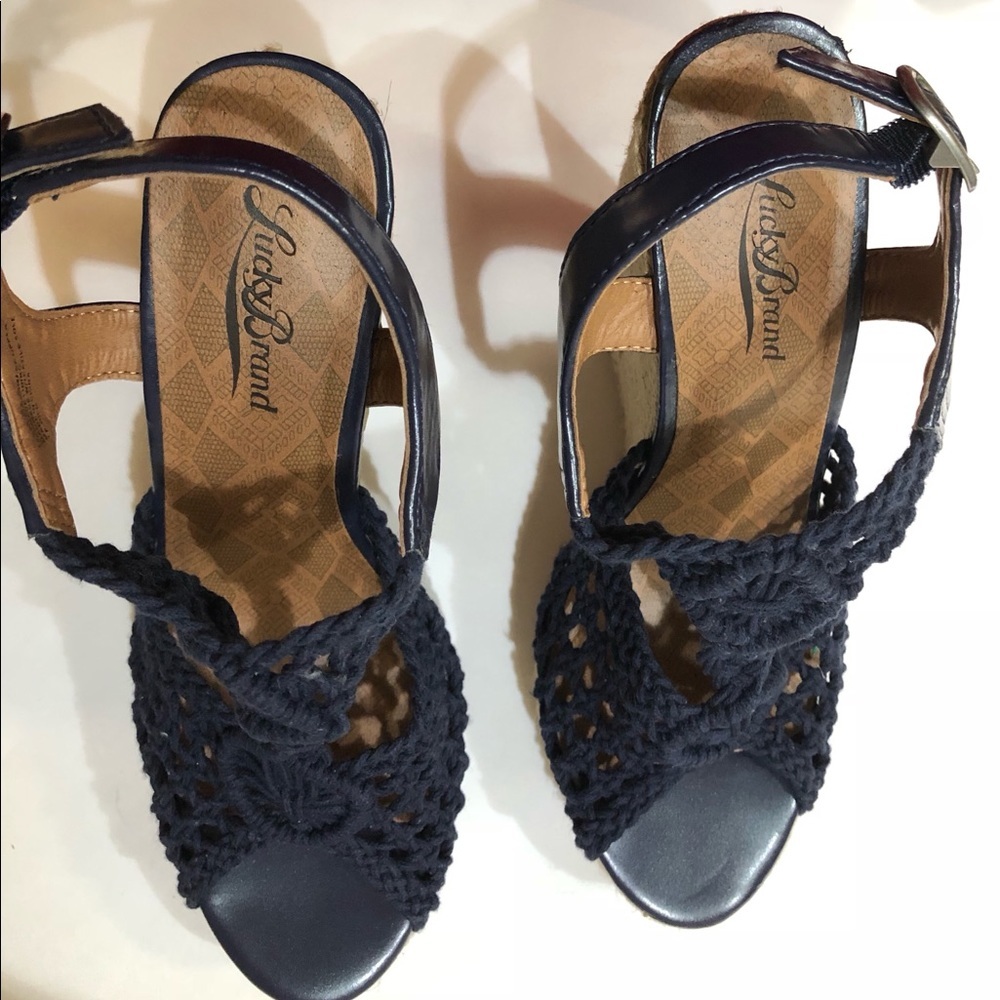Lucky Brand Navy Wedge Sandal Sz 7.5 - Picture 3 of 7